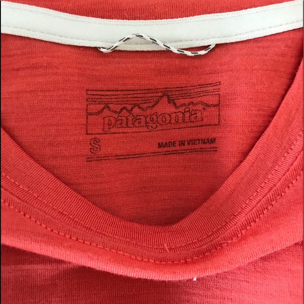 NWOT PATAGONIA 🏔 Long Sleeve Shirt in Coral - Picture 3 of 6